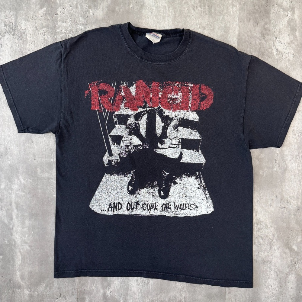 Vintage Rancid Band T-Shirt Men's L Black Punk Rock And Out Come the Wolves 1996